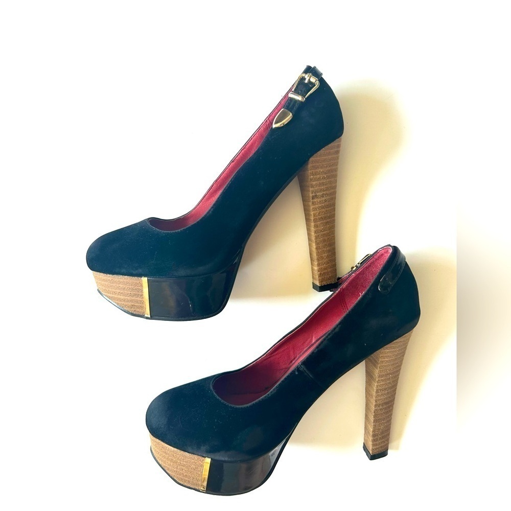 Valentino Garavani Suede pumps platform Heel shoes black size 40 us 10